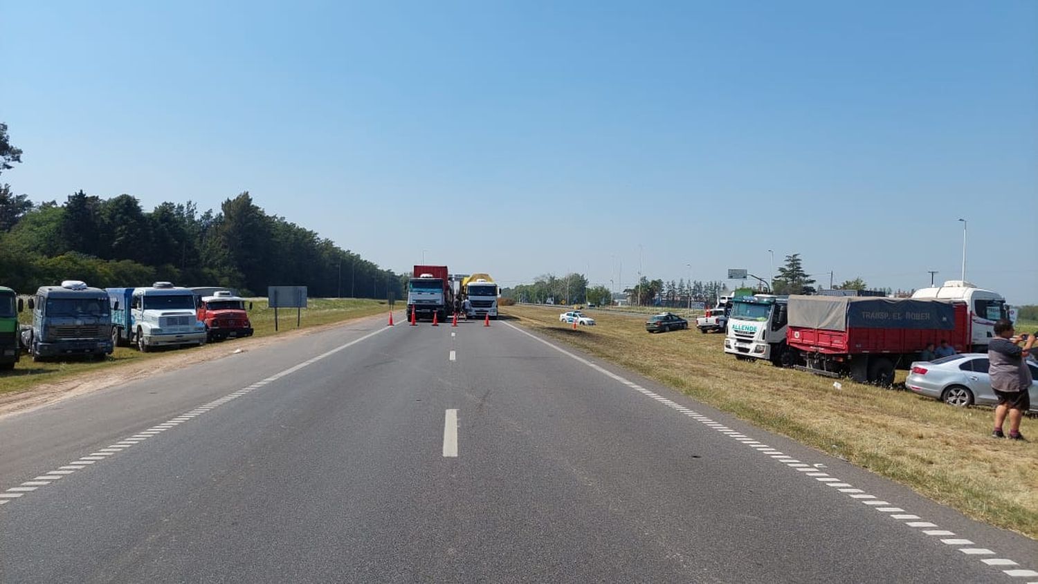 Transportistas independientes: "Si no nos dan respuesta, vamos con 10 mil camiones a Buenos Aires a parar todo"