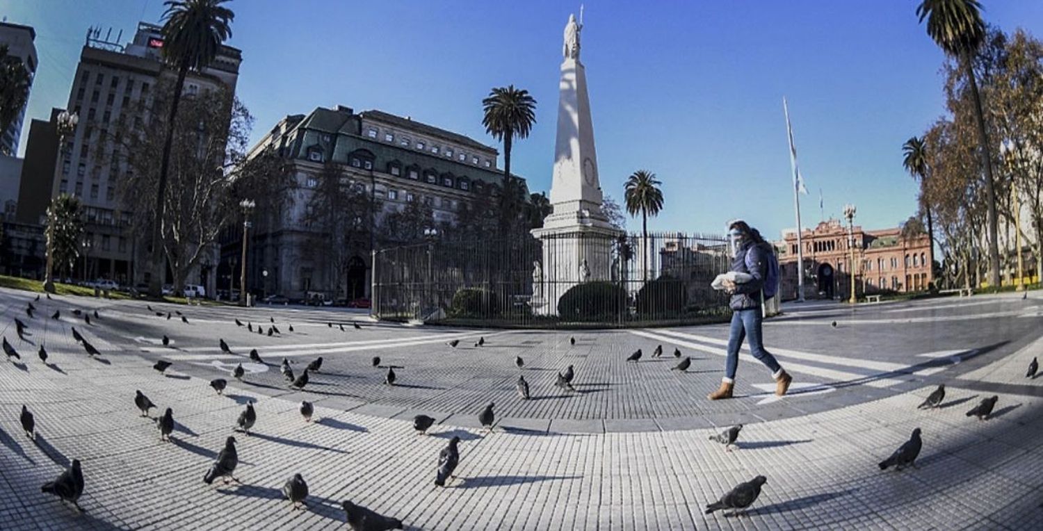 Plaza de Mayo: preparada para los festejos del Día de la Democracia y los DDHH