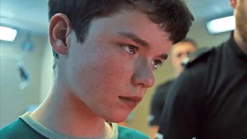 El drama se basa en la historia ficticia de Jamie, un adolescente acusado de asesinar a una compañera.