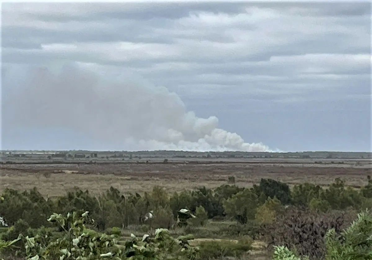 Con incendios activos en la zona de islas, la coordinadora regional del plan de Manejo del Fuego pasó por San Pedro