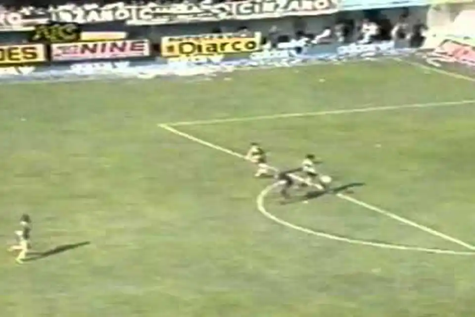 Un tandilense "ayudó" a la despedida de Hugo Gatti