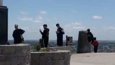 Fin de semana largo: turistas visitan la ciudad y aprovechan los paseos