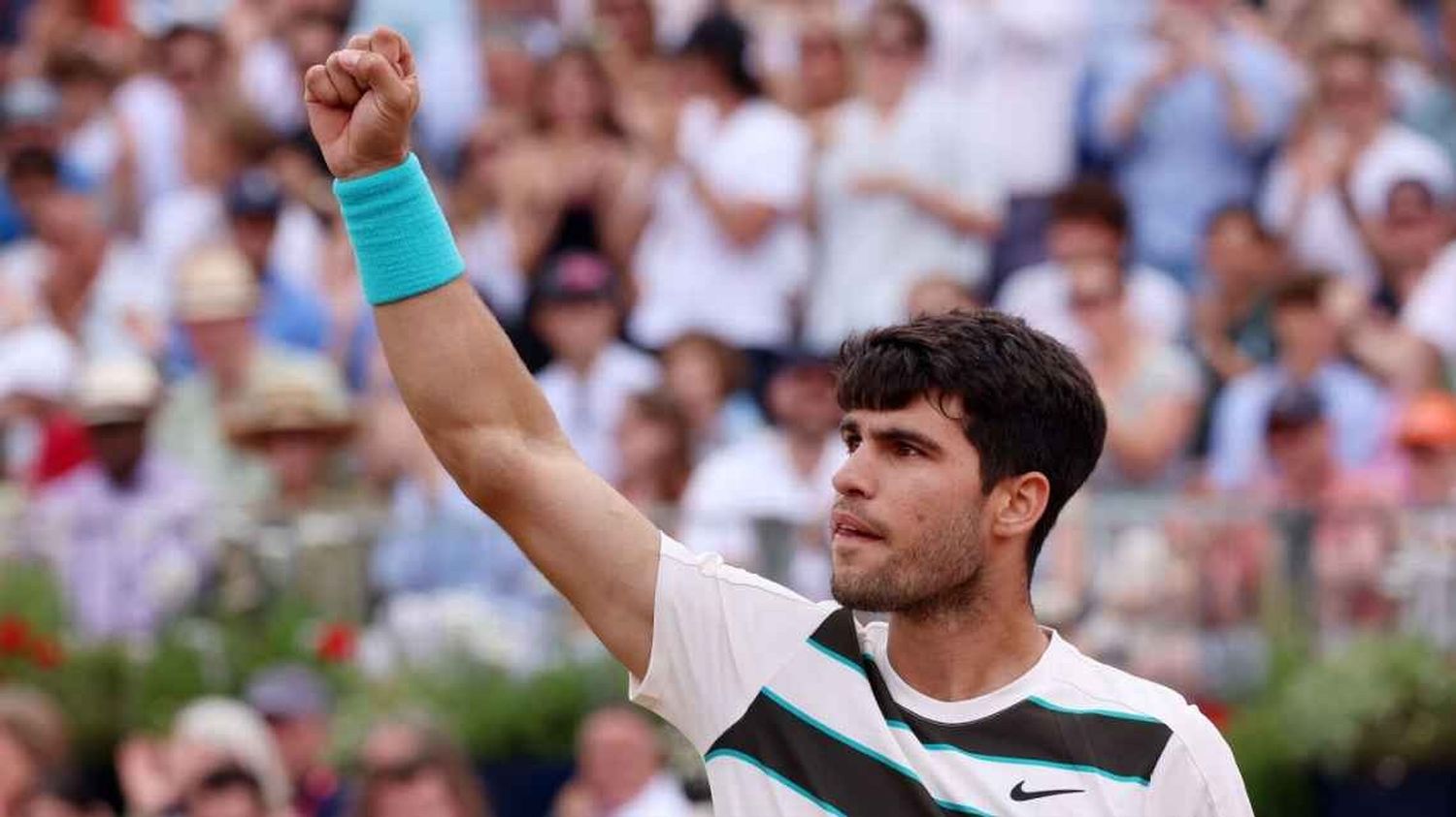 Carlos Alcaraz se alzó con el ATP 500 de Queen's