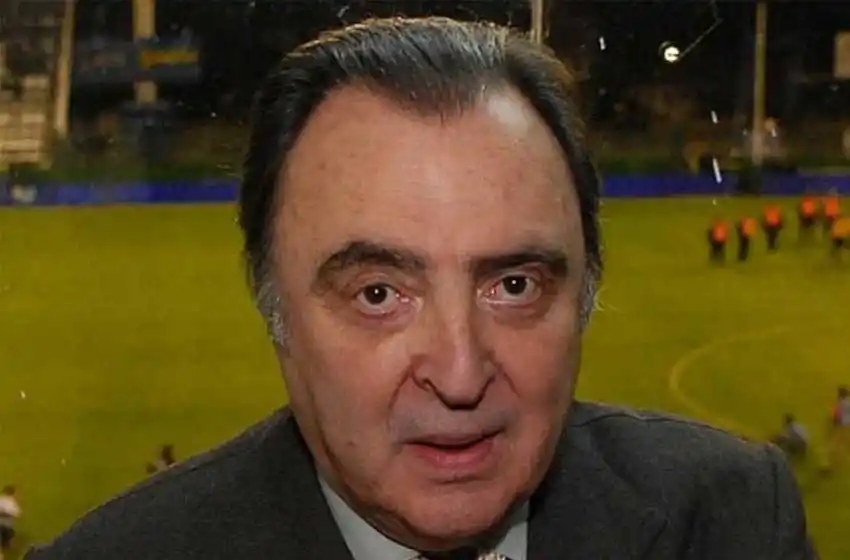 El periodista Marcelo Araujo está internado tras sufrir una caída y ser diagnosticado con coronavirus