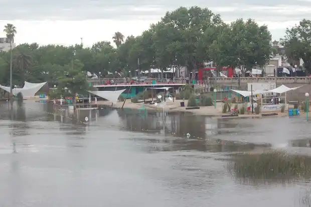 El río Gualeguaychú volvió a repuntar