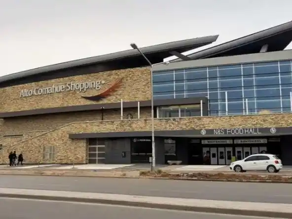 La economía vinculada a Vaca Muerta genera consumo, movilidad y circulación de capital.