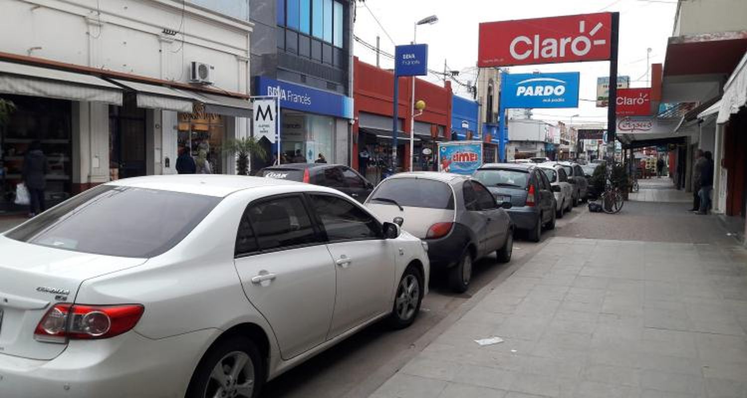 Trabajadores del Estacionamiento Medido en Asamblea por una amenaza de muerte de parte de un conductor