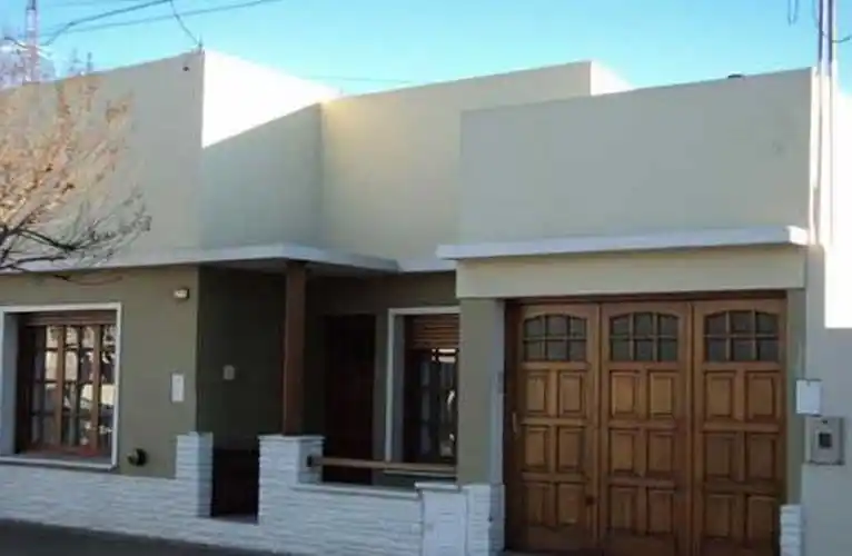Podrían declarar inimputable a la madre del bebe muerto hallado en placard