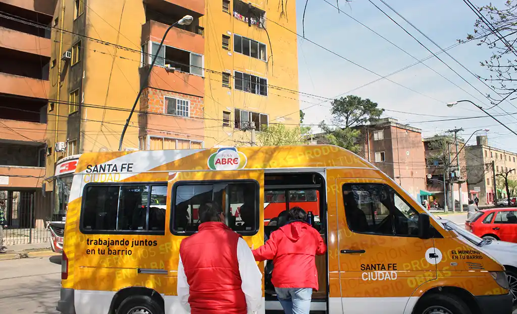 La Oficina Móvil llega a René Favaloro y Las Flores