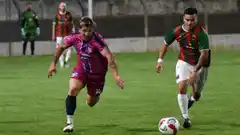 Tres puntos y un gol de antología en el debut de Grupo