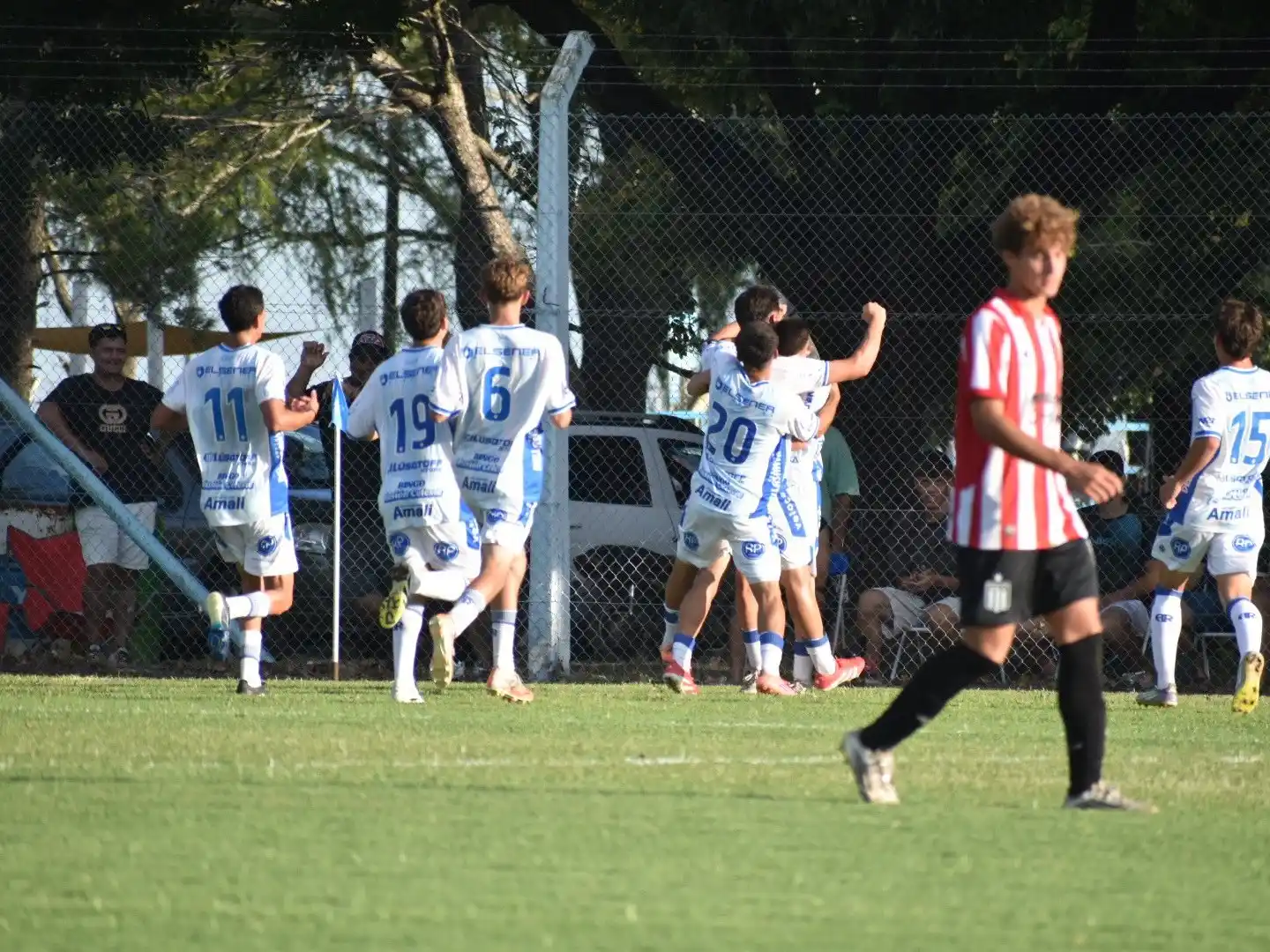 La Crema venció 2 a 1 al Pincha en Rafaela. Foto: Prensa AR