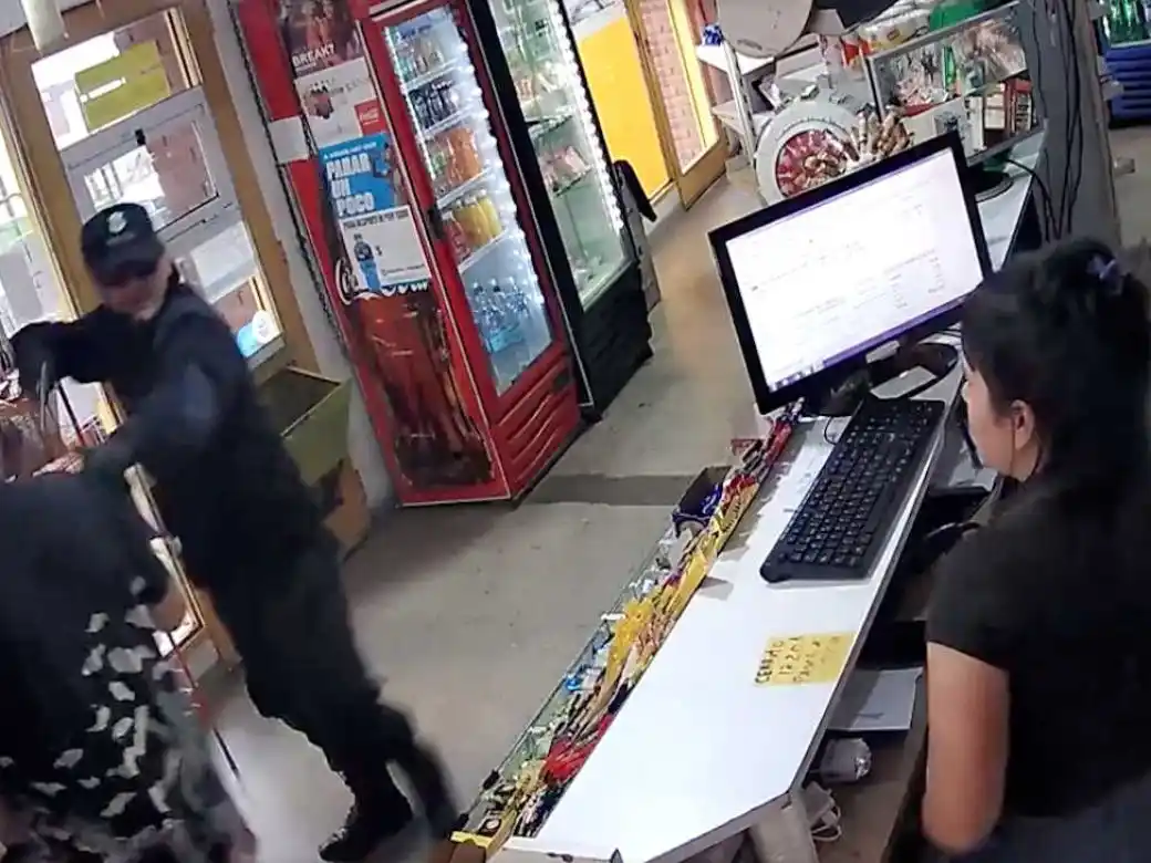 Cayó el ladrón que se había fugado del penal de Olmos y se vestía de policía para robar