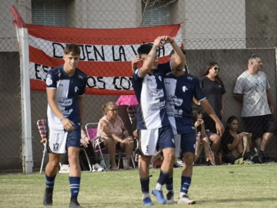 El Negro le ganó 2 a 0 a Peña.