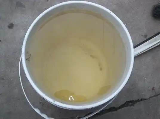 Una beba de seis meses murió tras caer en un balde con agua