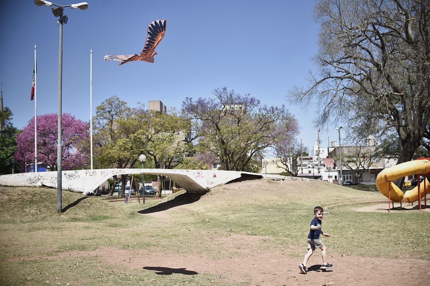 Santa Fe: se licitó la recuperación de la Plaza de las Banderas