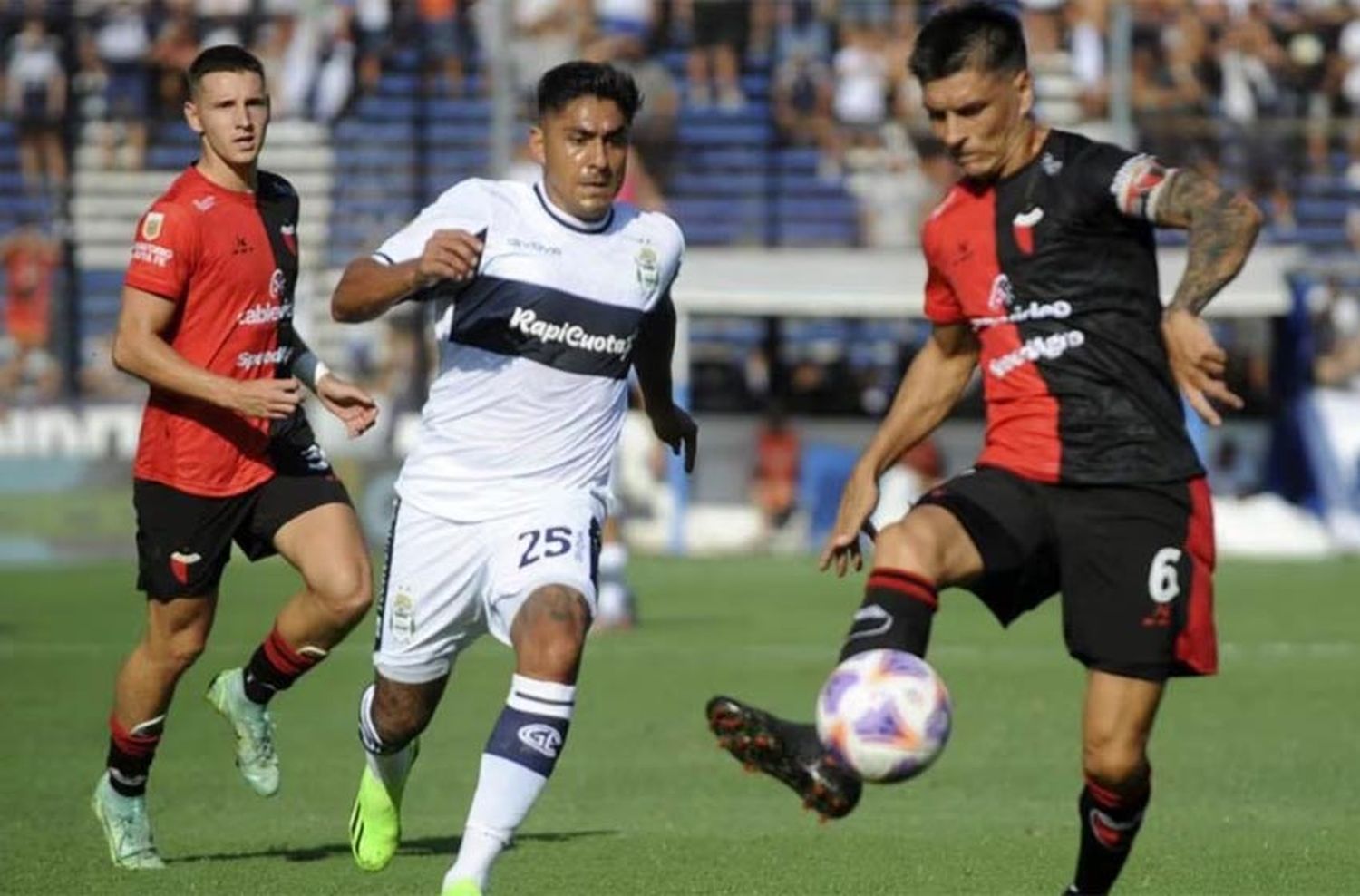 Con Rosario como protagonista, Colón y Gimnasia definirán el segundo descenso del fútbol argentino