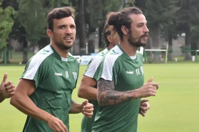 Volvió Dani Stone: Osvaldo arrancó la pretemporada con Banfield
