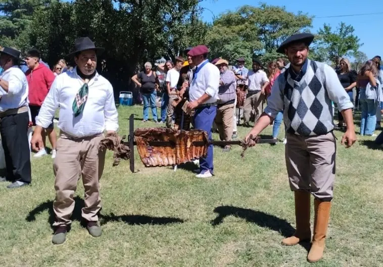Paciencia y técnica para volver a ser campeón del Asado Pampeano