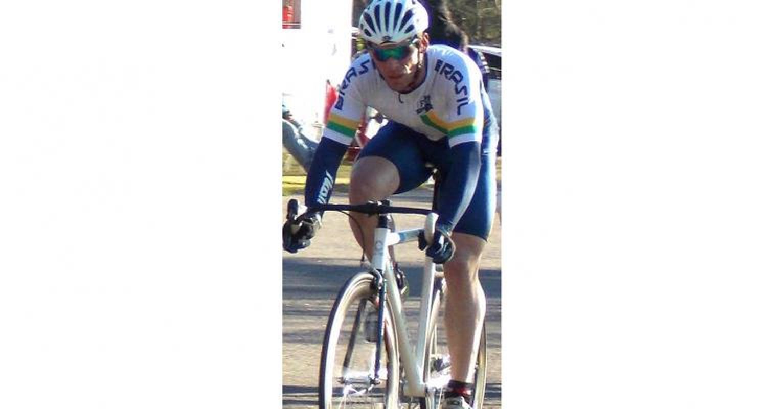 Basualdo se impuso en la principal de Pro Ciclismo