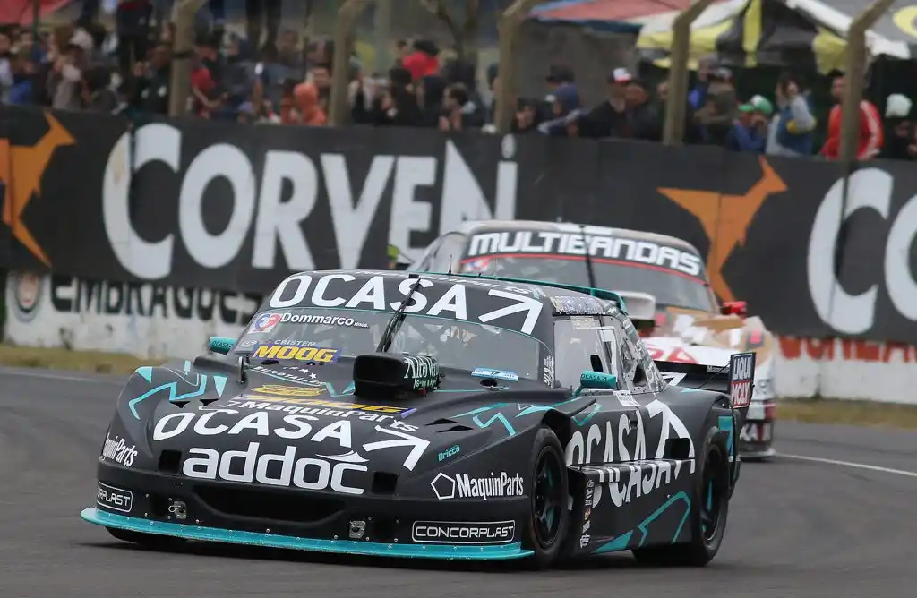 Pernía se prueba en el autódromo de Olavarría