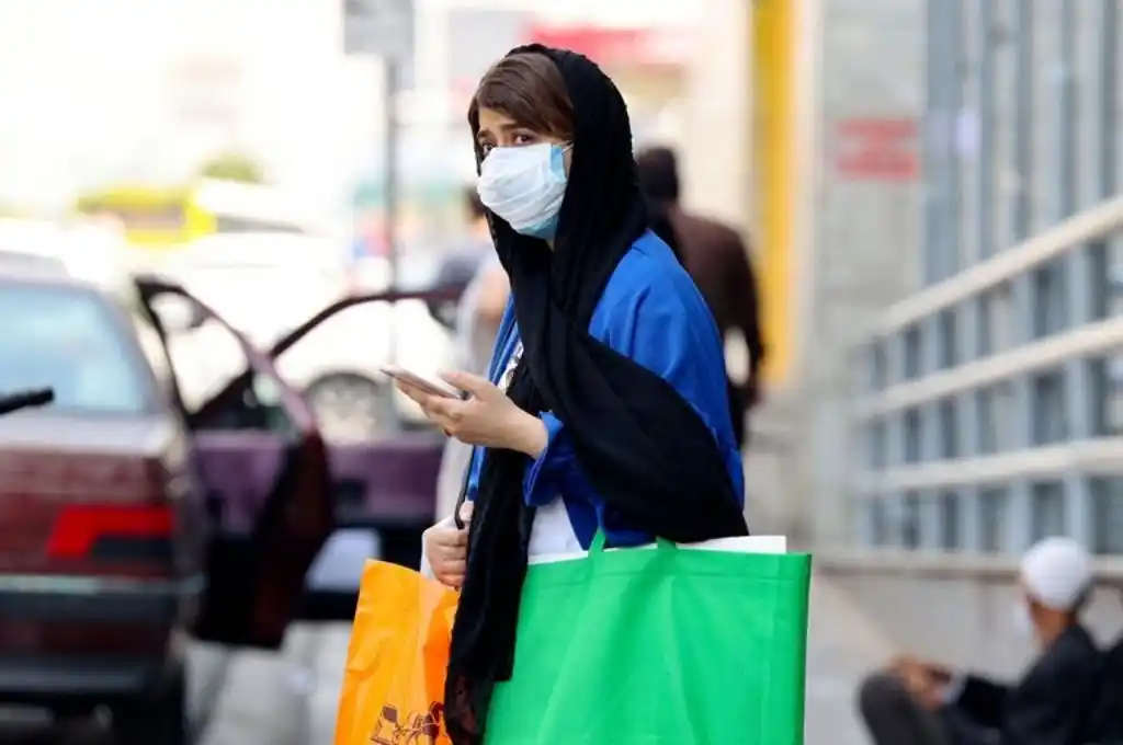 Irán vuelve a batir récord de casos de coronavirus