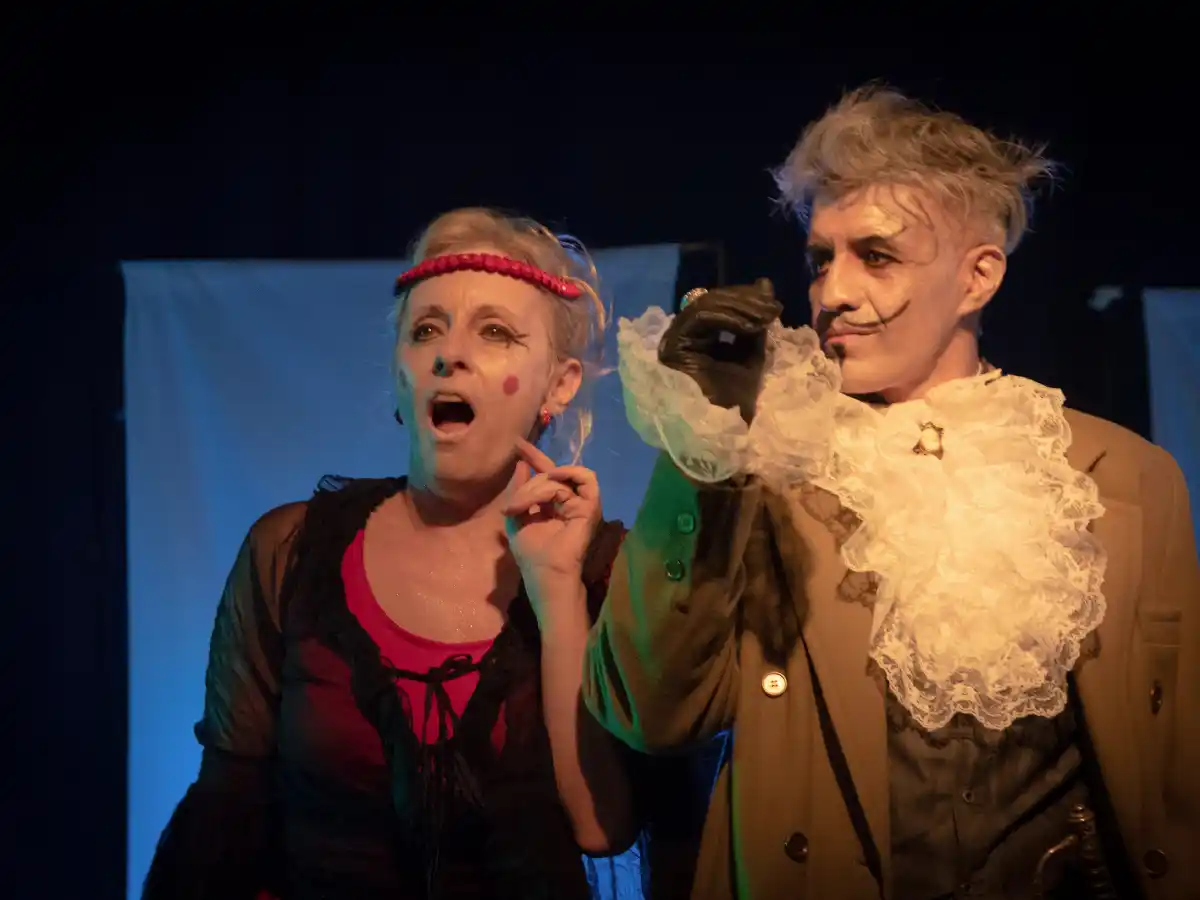 Artes escénicas: la expresión del cuerpo puesta en escena 