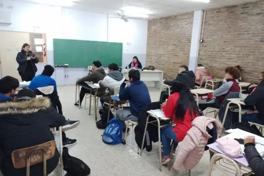 Manipulación de alimentos: Continúan las capacitaciones en escuelas