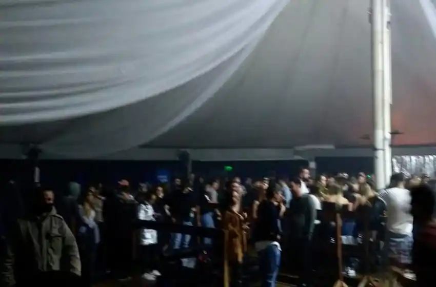 Fin de semana a pura infracción: el Municipio desarticuló cinco fiestas clandestinas y labró 92 actas