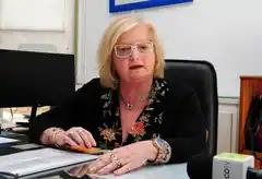El Juzgado de Familia n° 1 de Tandil ordenó notificar una petición de divorcio por mail