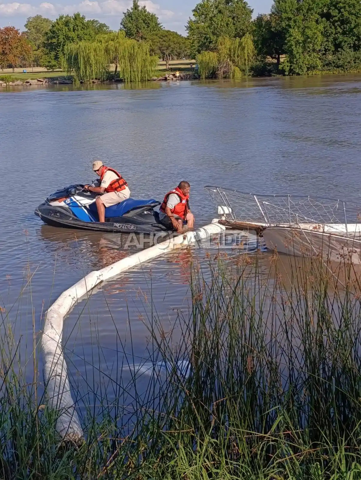 hundimiento en el río gualeguaychú - 3