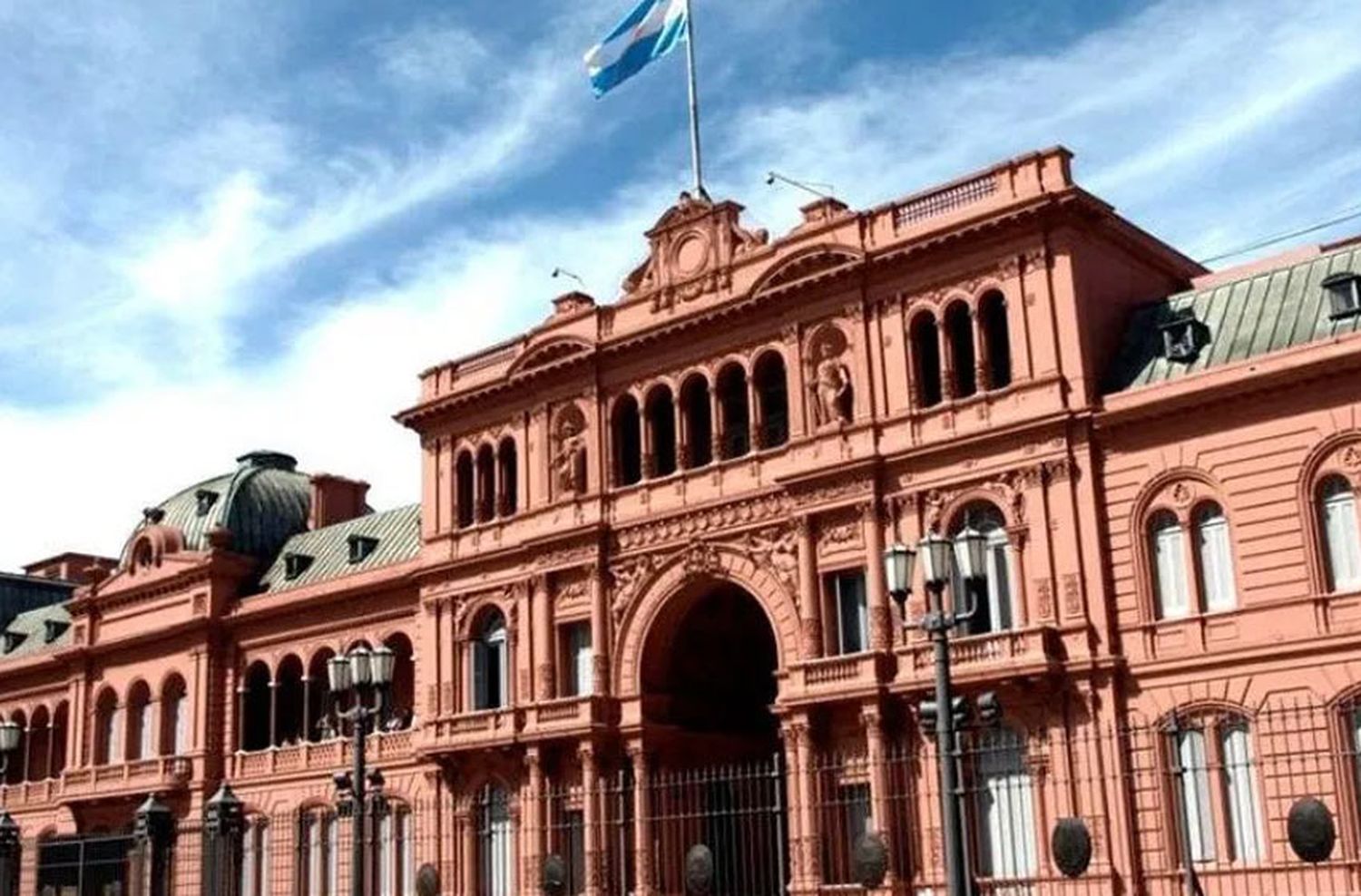 Reportaron una amenaza de bomba telefónica hacia la Casa Rosada