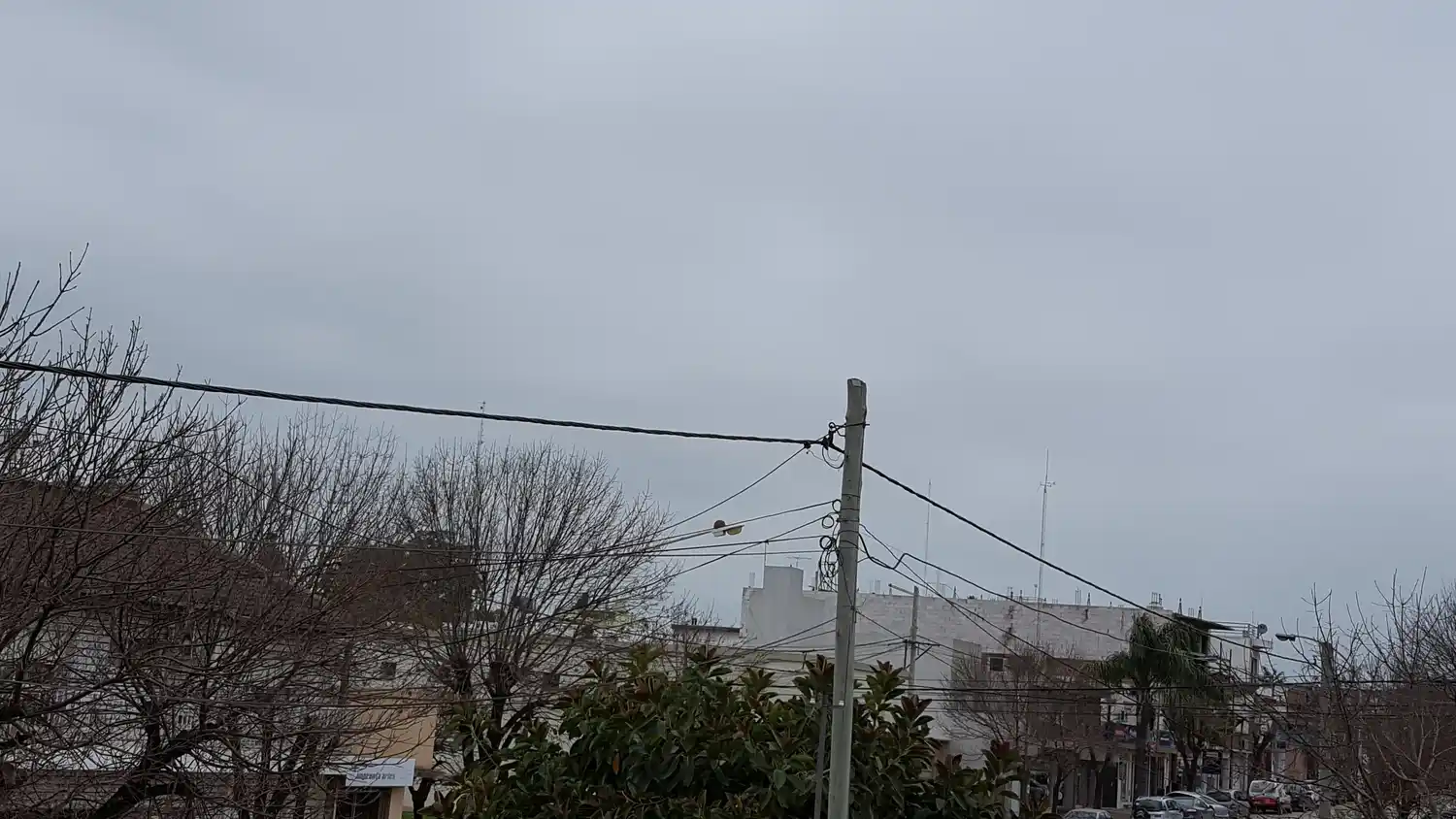 Hay alerta por tormentas para la tarde de hoy y la mañana del martes