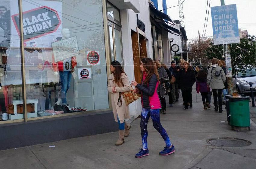 Día del Padre en Mar del Plata: el 90% de los comerciantes vendió menos que el año pasado