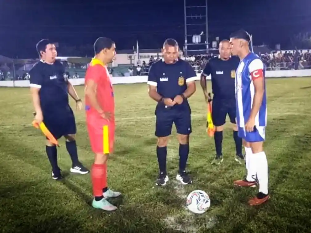 Agricultores y Belgrano empataron 2 a 2 en Gobernador Castro. PH: agencia.