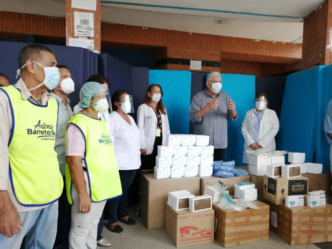 Gobernación de Anzoátegui dota de insumos hospital Luis Razzetti de Barcelona