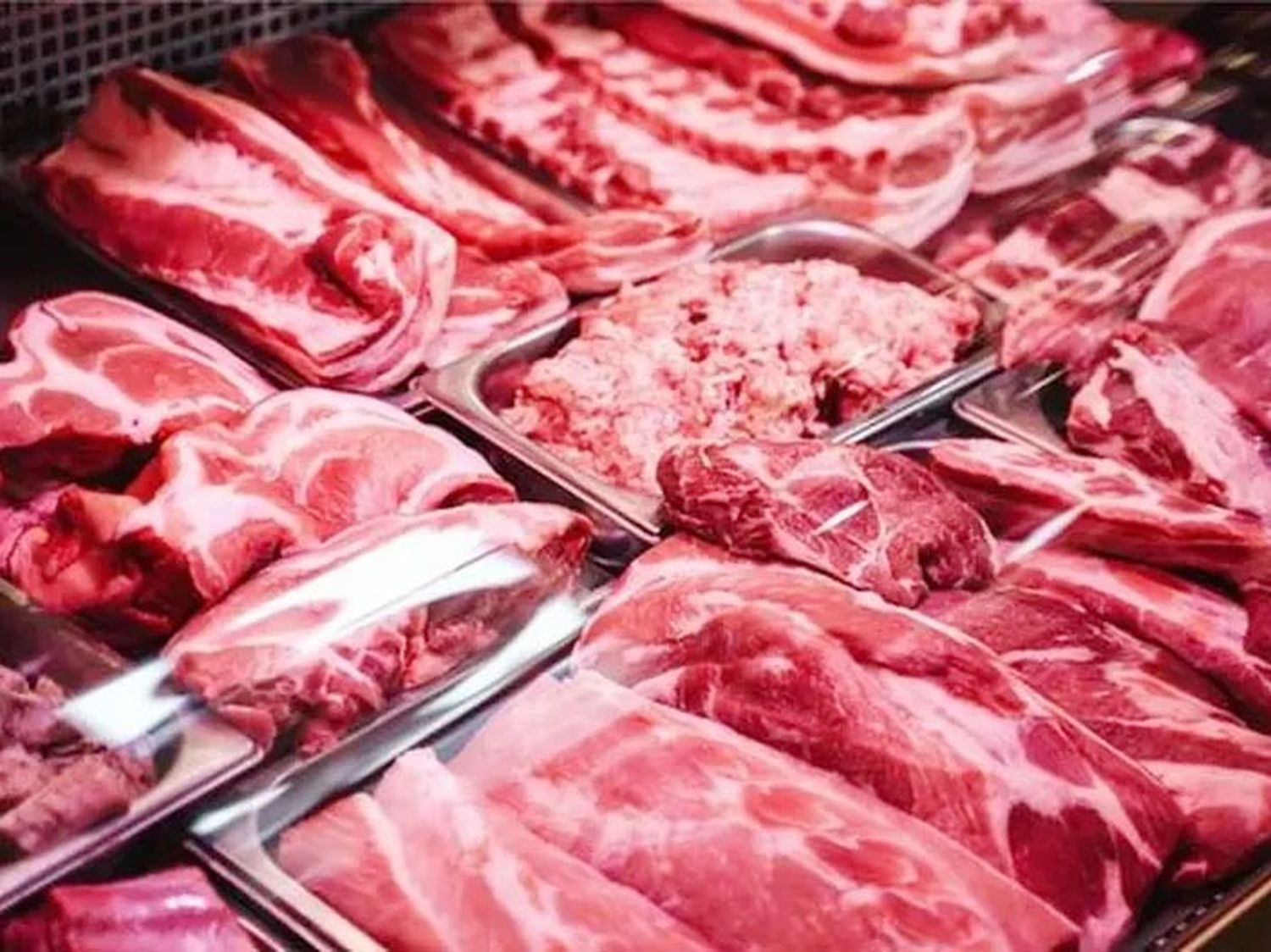 Intentan poner la venta en negro de carne, otra vez, en agenda pública