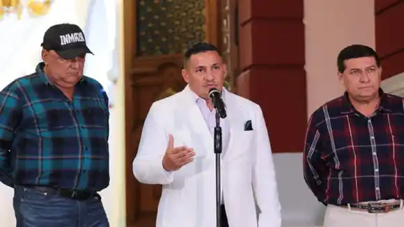 «ES LAMENTABLE y VERGONZOSO»: PJ confirma que alcalde Adrián Azuaje se fue con Maduro