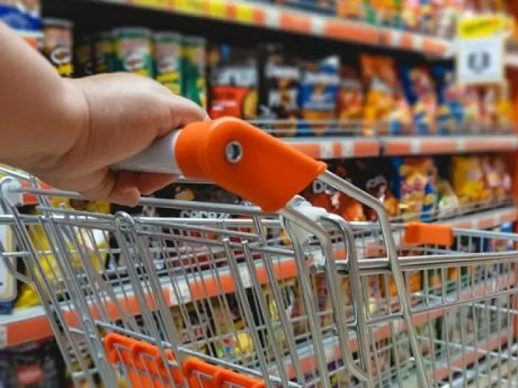 Caída del consumo en supermercados y mayoristas en 2024: el impacto de la inflación en las ventas