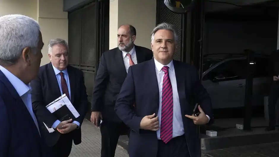 Llaryora en la segunda audiencia de Conciliación convocada por la Corte Suprema de Justicia. .