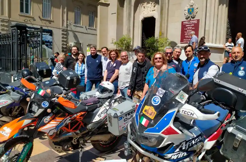 El Obispo Mestre se reunió con misioneros provenientes de Europa