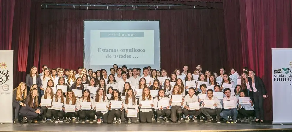 Avanza programa de inserción de jóvenes en el mundo laboral
