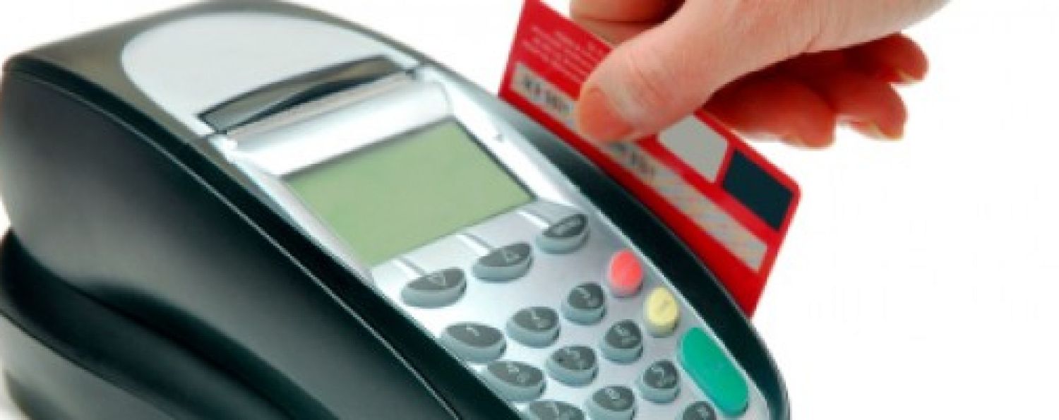 La AFIP incentivará el uso de la tarjeta de débito en las compras