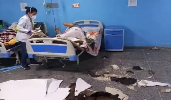 ¡ATENDÍAN A PACIENTES DE TRAUMA SHOCK! Se viene abajo techo de hospital en Guárico