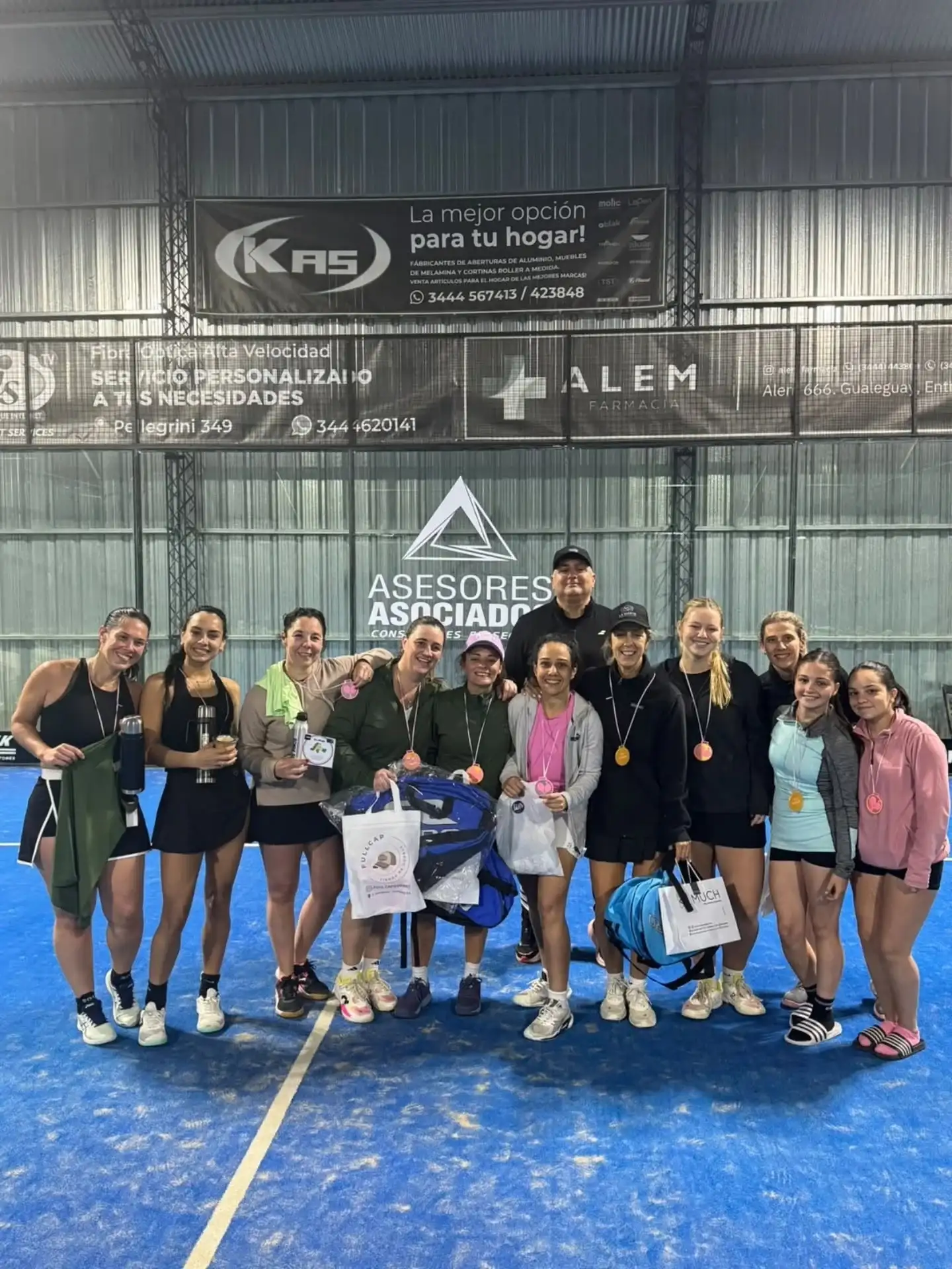 Pádel femenino: jornada de competencia y participación en tres categorías