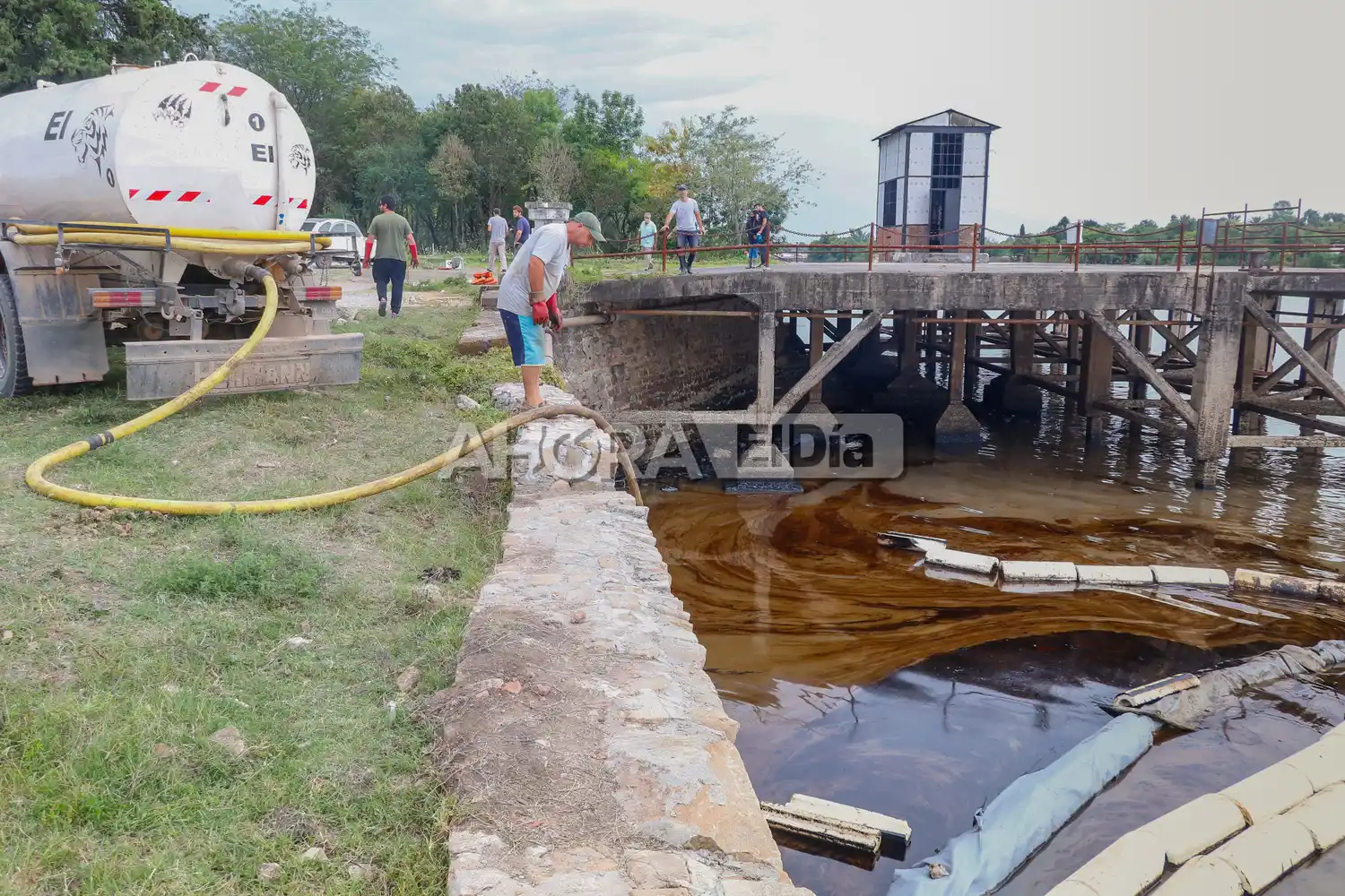 Hay sólo una empresa que se presentó para la extracción de los residuos peligrosos del ex Frigorífico