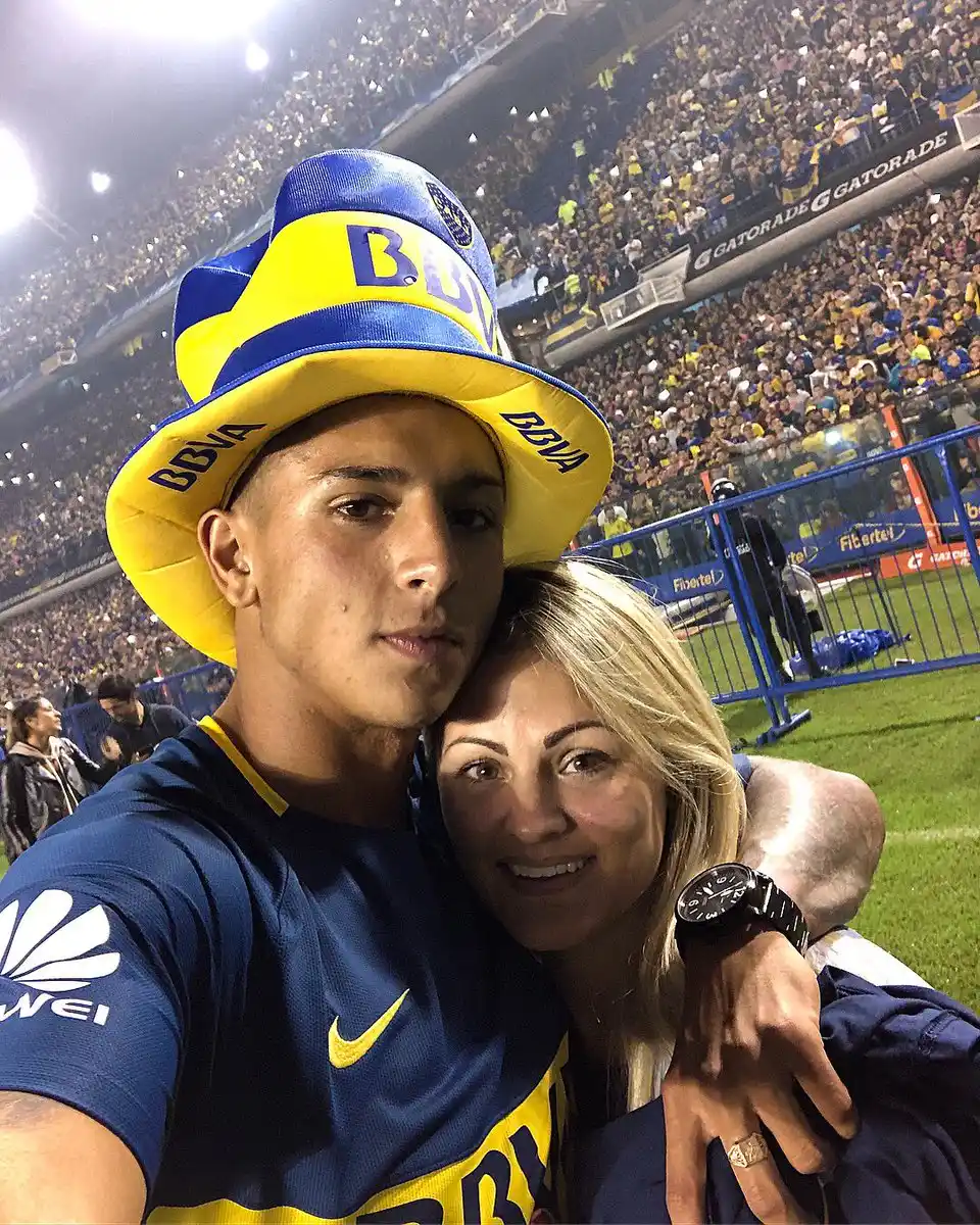 Cuatro mujeres detenidas por vender pastillas abortivas: Una es la novia de Almendra, jugador de Boca