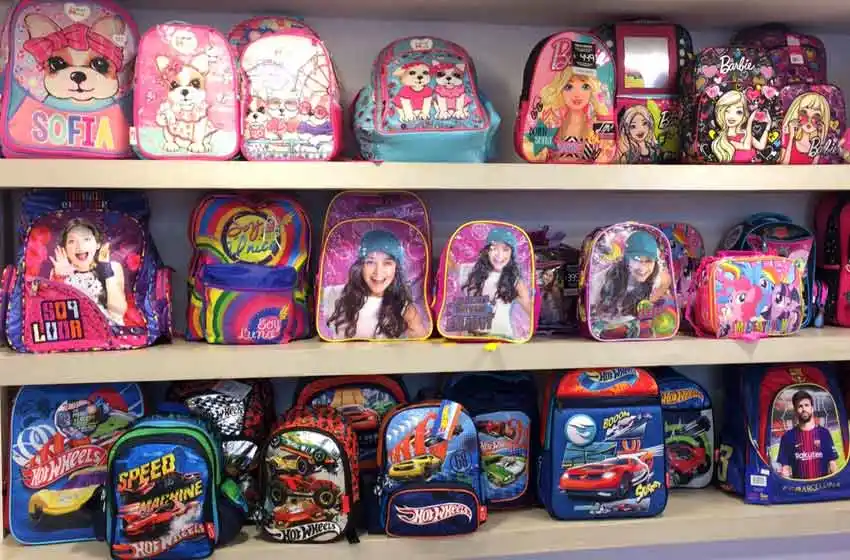 Mochilas escolares: cuánto salen y cuál prefieren los chicos
