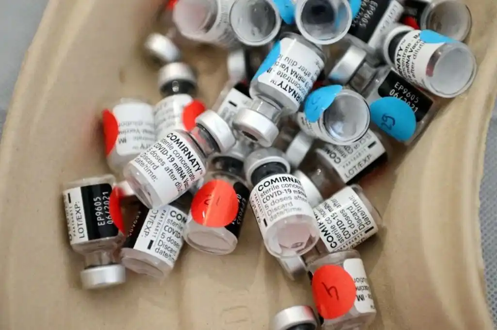 Córdoba mantiene conversaciones con laboratorios para adquirir vacunas