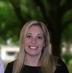 Baradero: Denuncian retención policial ilegal de la candidata del FIT, Marcia Simour