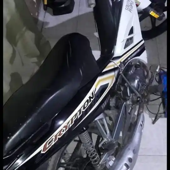 Le robaron la moto, la recuperó y se la volvieron a robar
